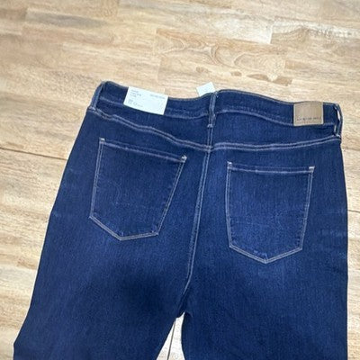 American Eagle Next Level Stretch High-Rise Flare Jeans Dark Blue Coldwater Rin…