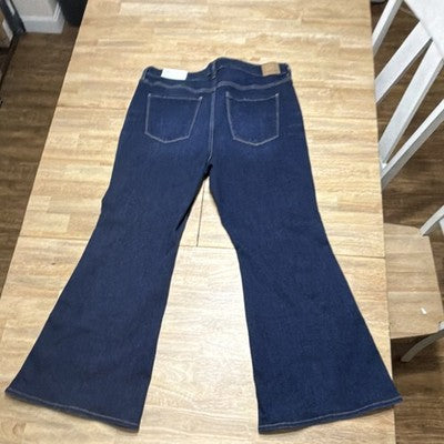 American Eagle Next Level Stretch High-Rise Flare Jeans Dark Blue Coldwater Rin…