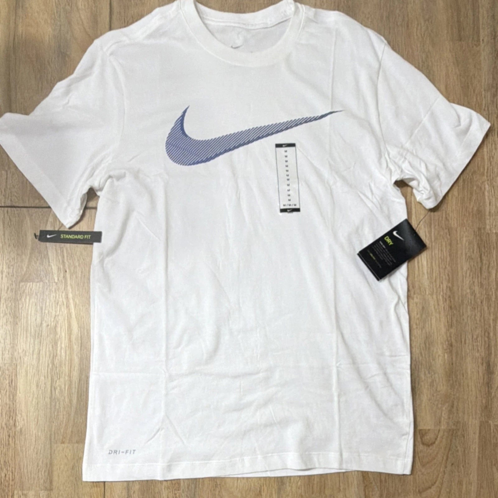 Nike The Nike Tee Men's White Graphic Print Short Sleeve T-Shirt M AR5968-100