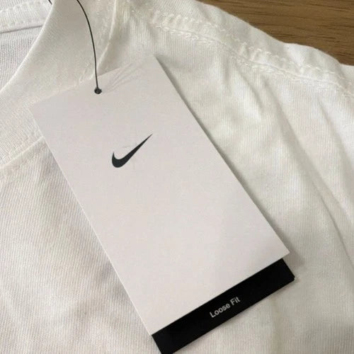 Nike The Nike Tee Loose Fit Men's White Graphic T-Shirt L HJ3428-100
