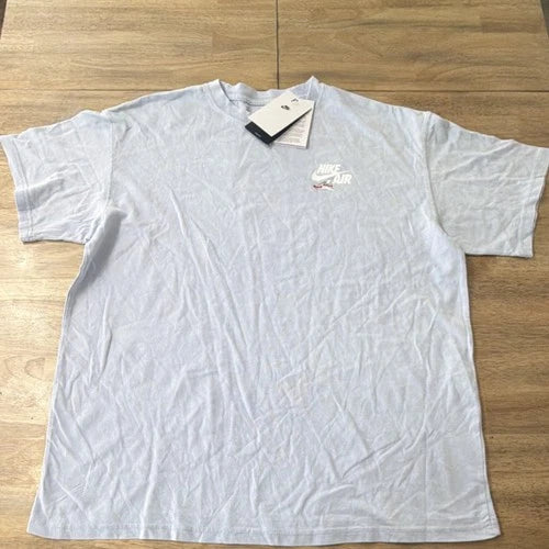 Nike Air The Nike Tee Men's Light Blue Graphic Loose Fit T-Shirt L HQ9275-057