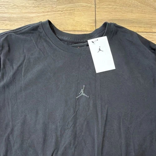 Jordan Men's Black Graphic Print Sneaker Short Sleeve T-Shirt L IB7349-010