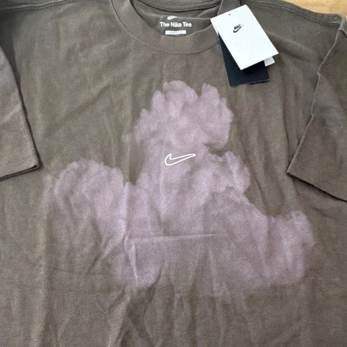 Nike The Nike Tee Loose Fit Men's Brown Graphic Short Sleeve T-Shirt L HJ0778-0…