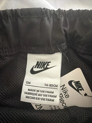 Nike Boys 12M - 2 Piece Set Black 66N199-023