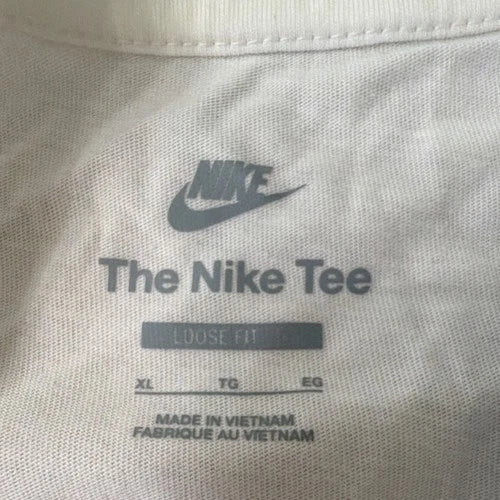 Nike The Nike Tee Loose Fit Men's White Graphic T-Shirt XL HQ9279-100