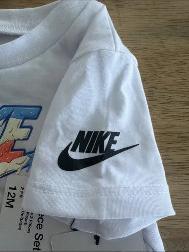 Nike Boys 12M - 2 Piece Set Black 66N199-023
