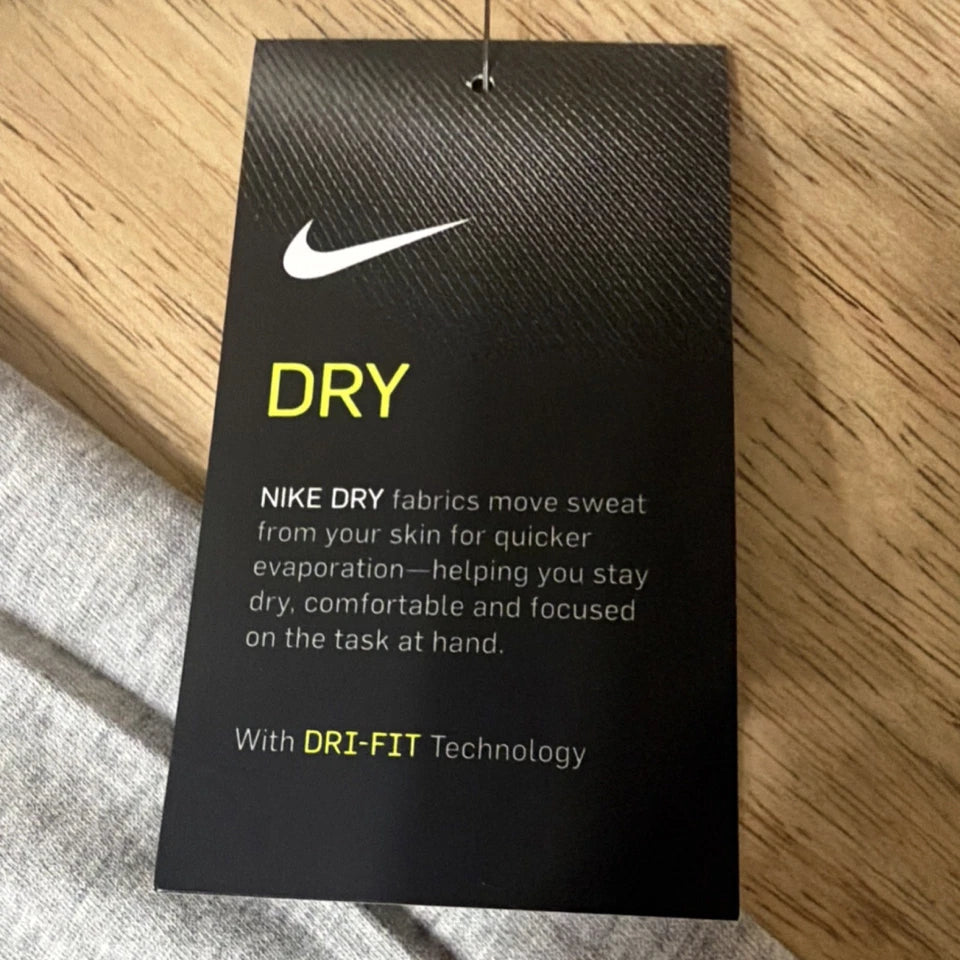 Nike The Nike Tee Dri-FIT Men's Gray L Short Sleeve T-Shirt AR5968-063