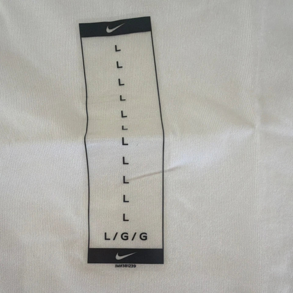 NikeThe Nike Dri-FIT Men's White Short Sleeve T-Shirt L AR5968-100