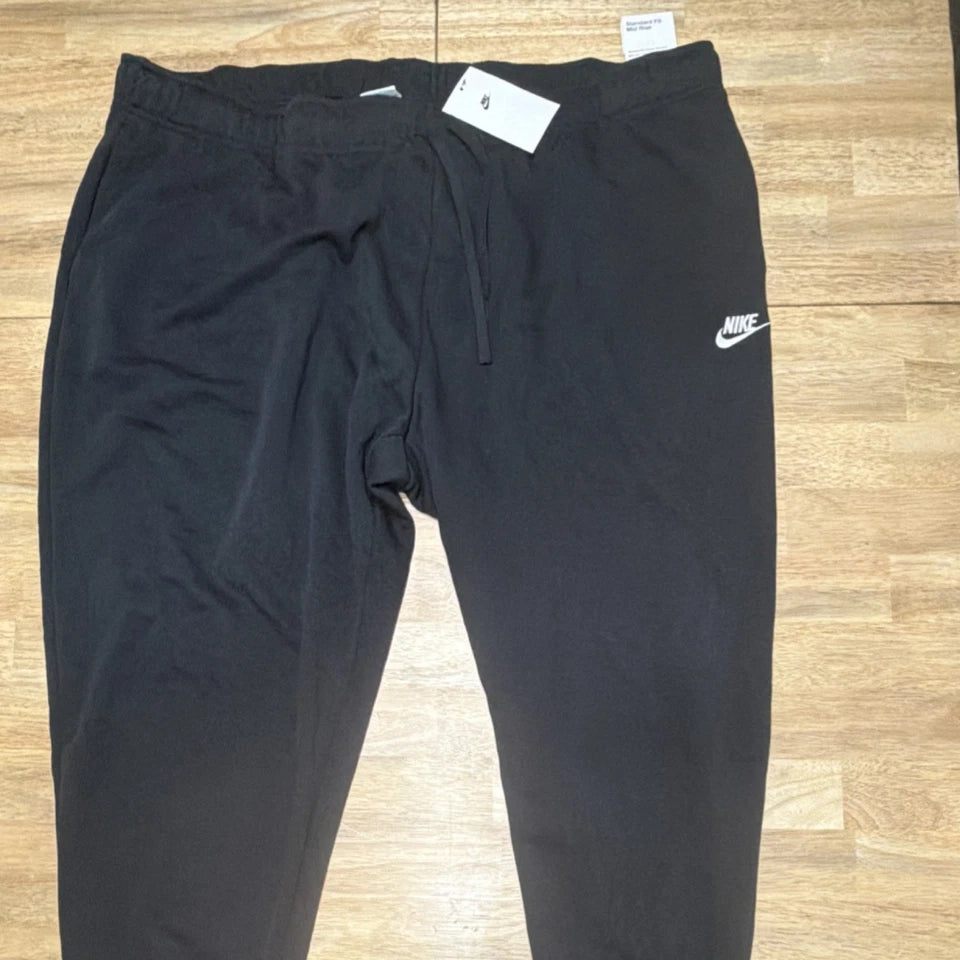 Nike Women's Plus Size black  3X Black sweatpants